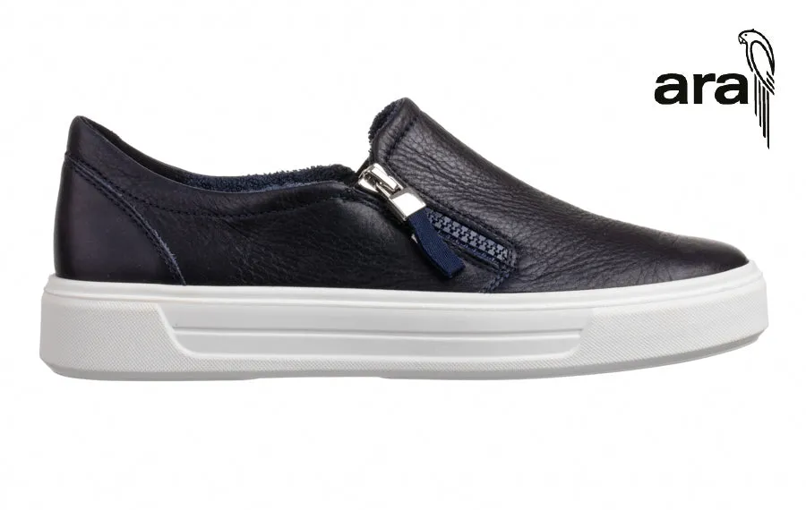 Ara Cloud Navy