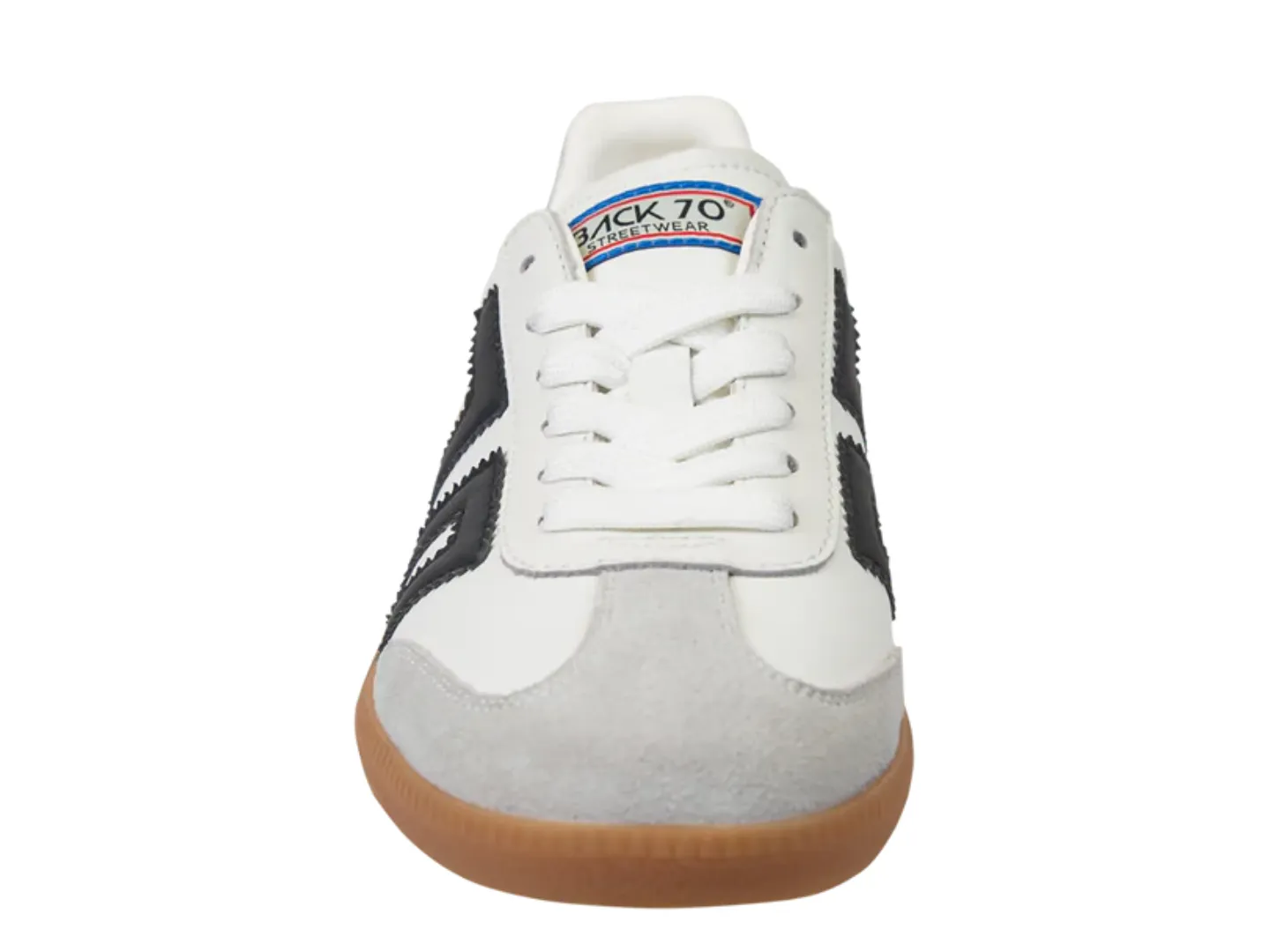 Back 70: Cloud in White Black
