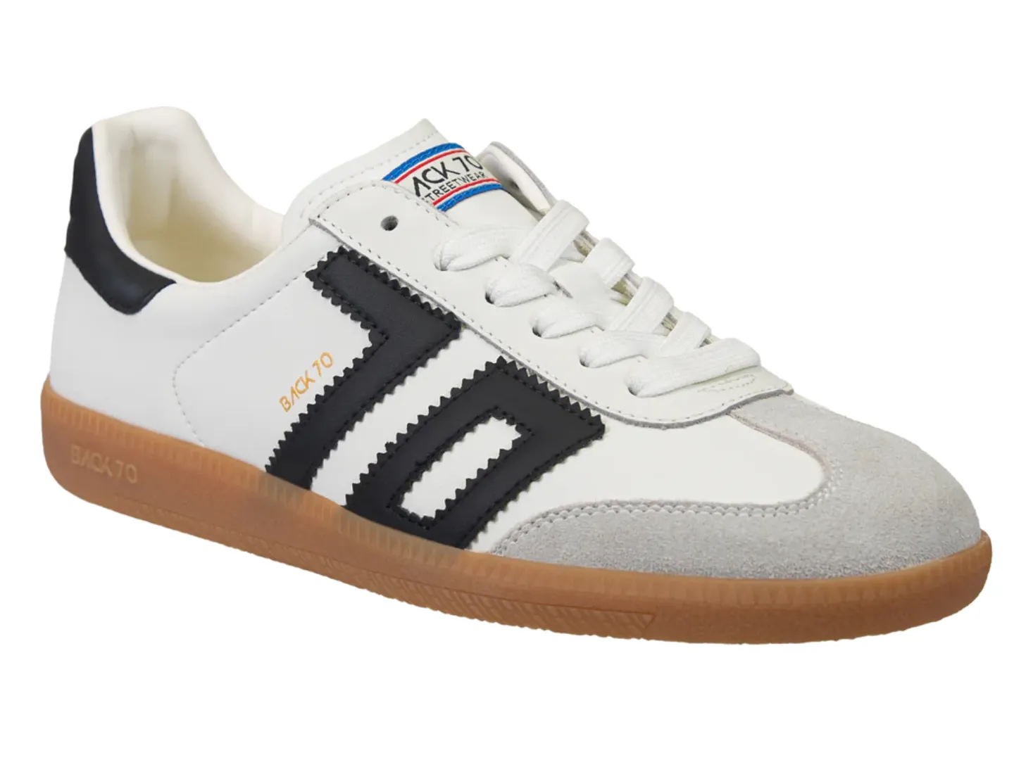 Back 70: Cloud in White Black