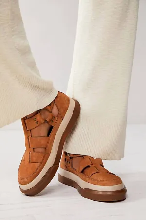 Bodhi Fisher Sneaker In Tan