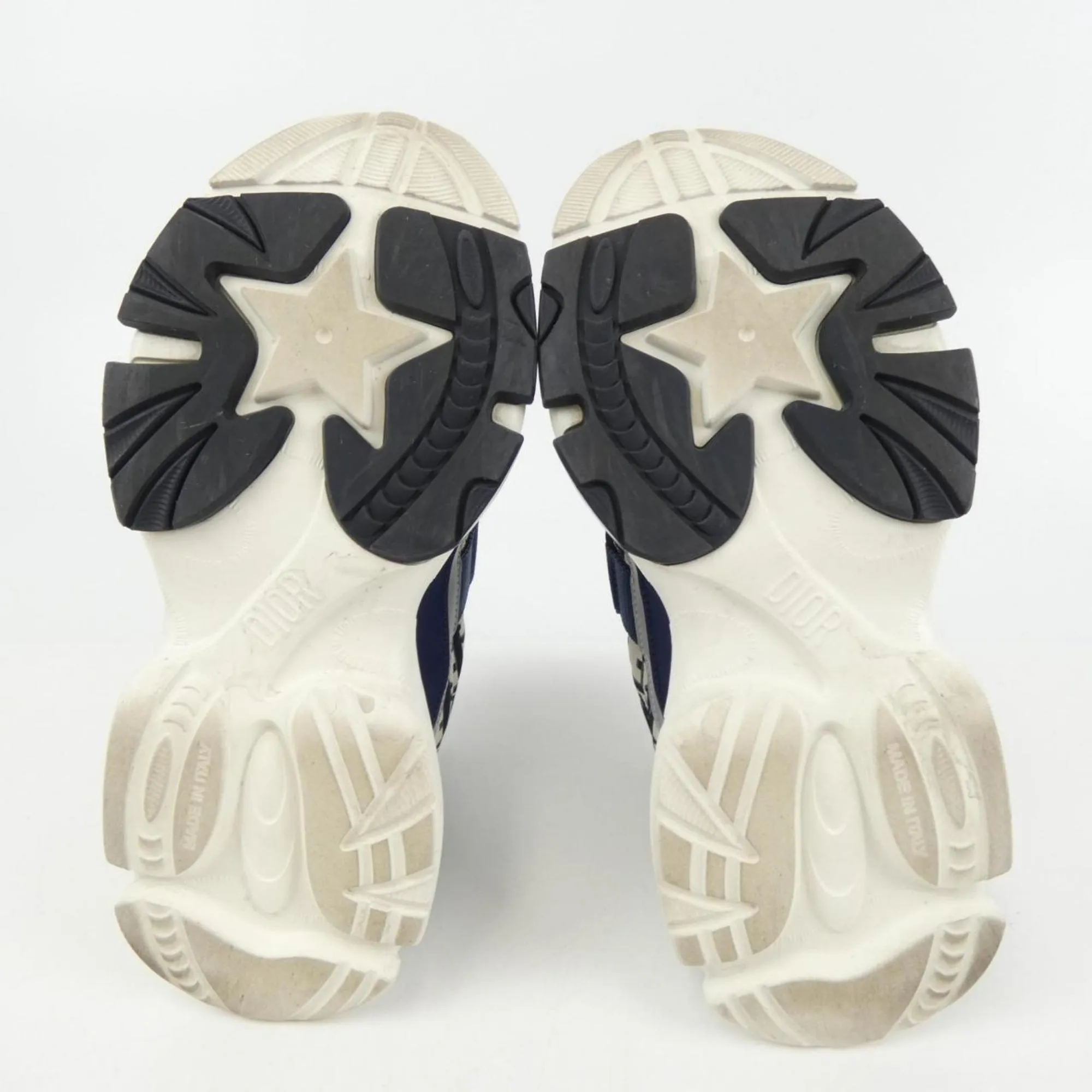 Christian Dior Sneakers (Pre-Owned)