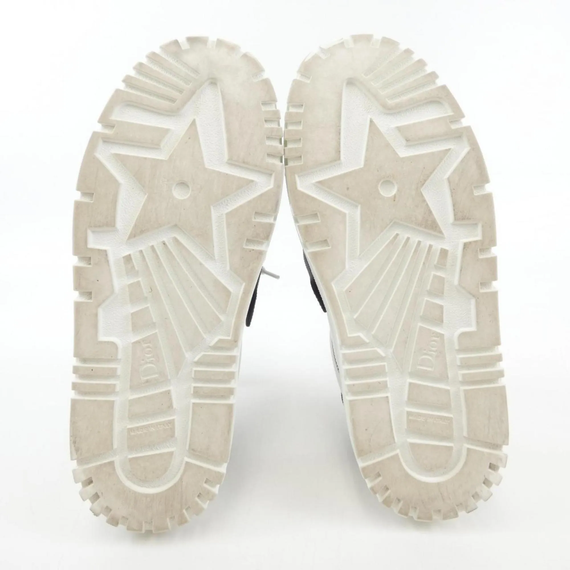 Christian Dior Sneakers (Pre-Owned)