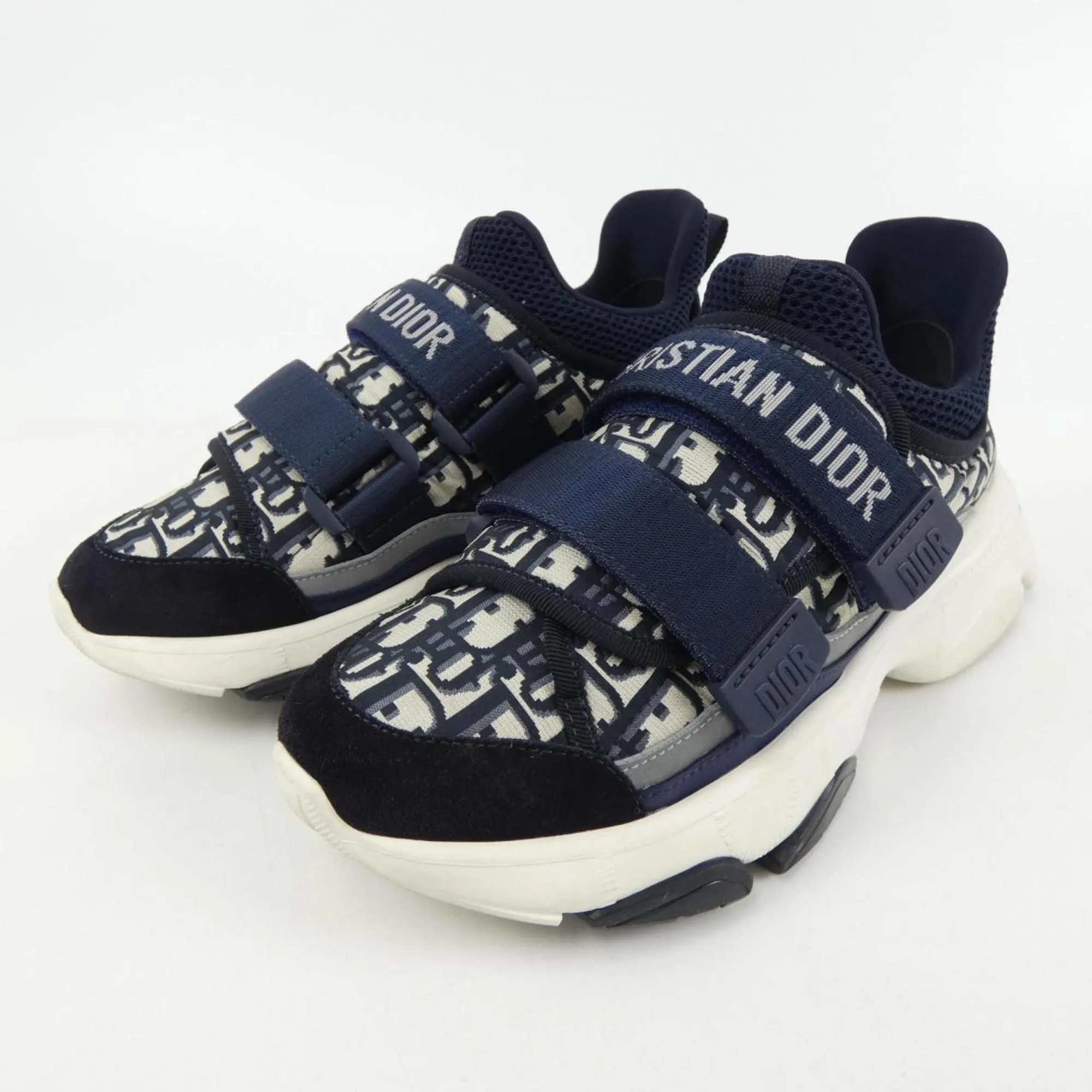 Christian Dior Sneakers (Pre-Owned)