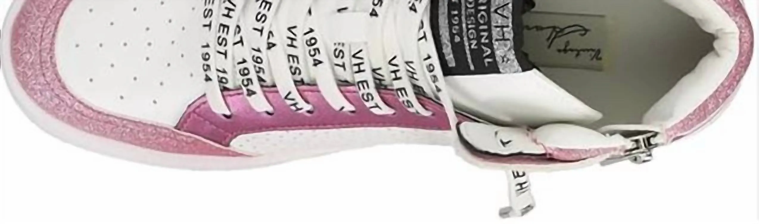 Dream Metallic Sneaker In Pink