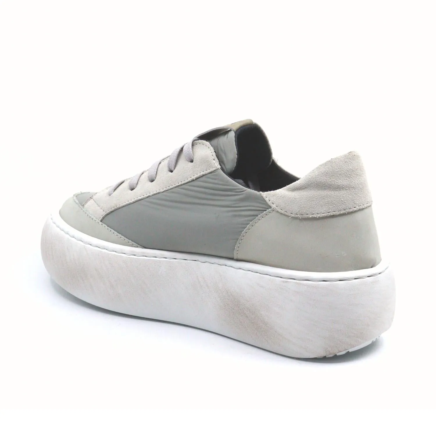 Izar Jazzy Sneaker In Grey