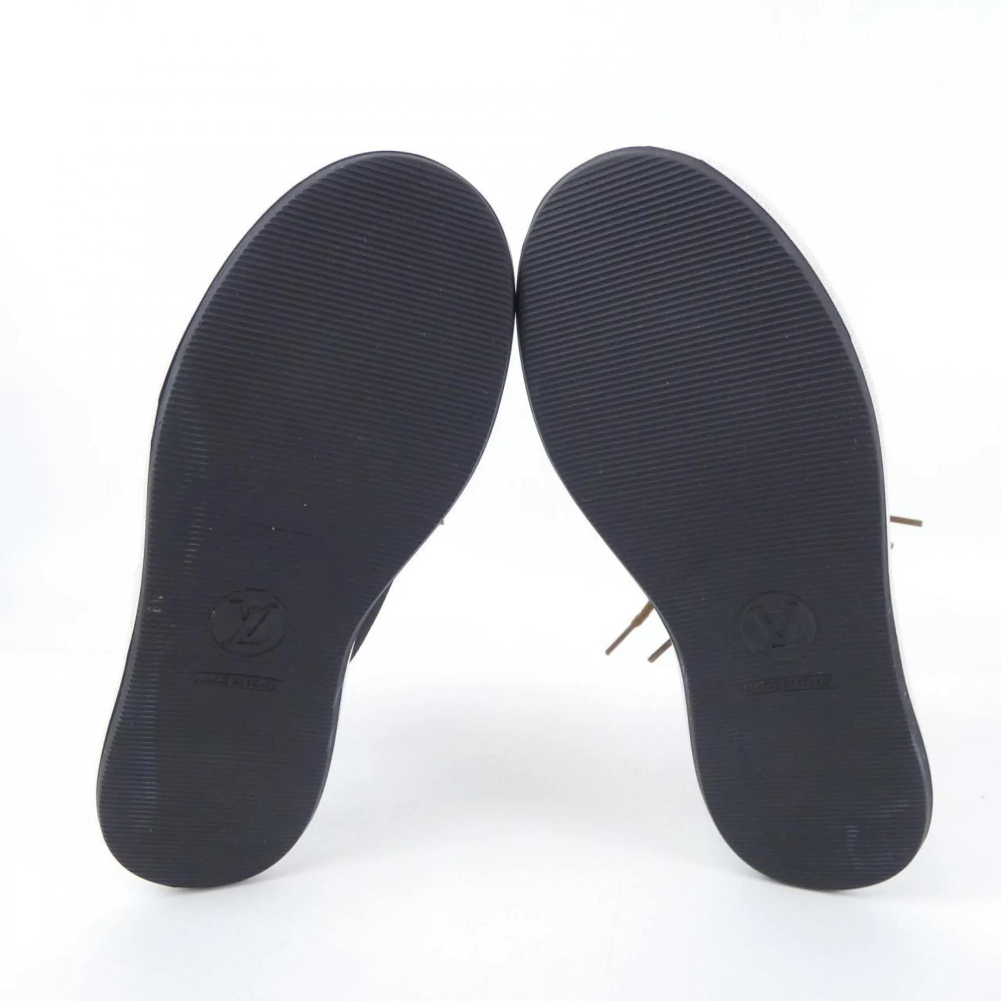 Louis Vuitton  Sneakers (Pre-Owned)