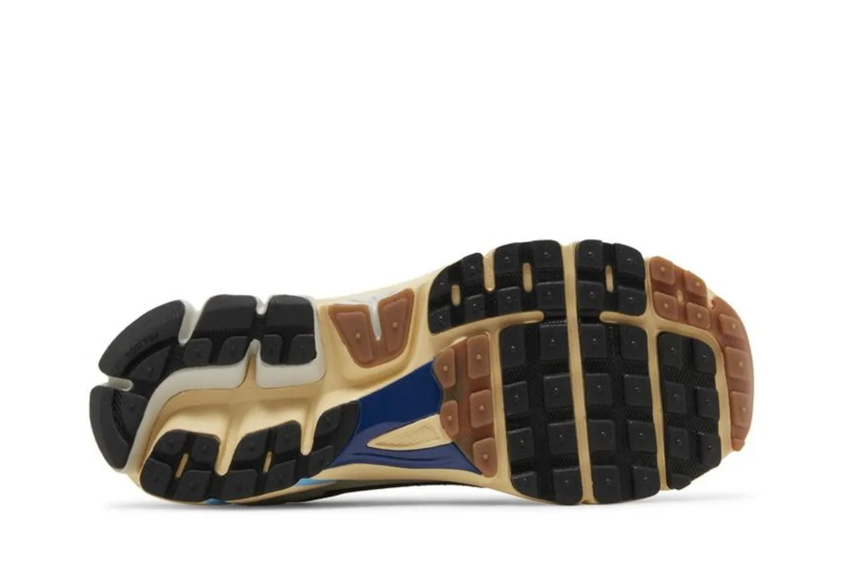 Nike Zoom Vomero 5 Designed by Japan (Women's)