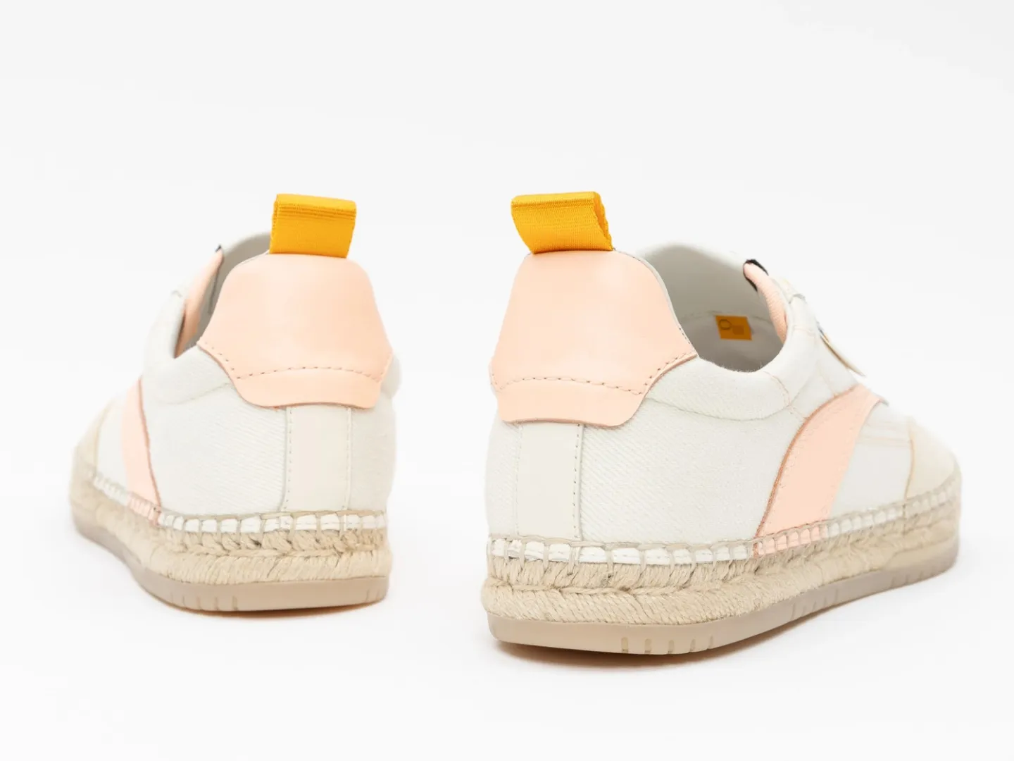 Oncept: St Tropez in Electric Sand