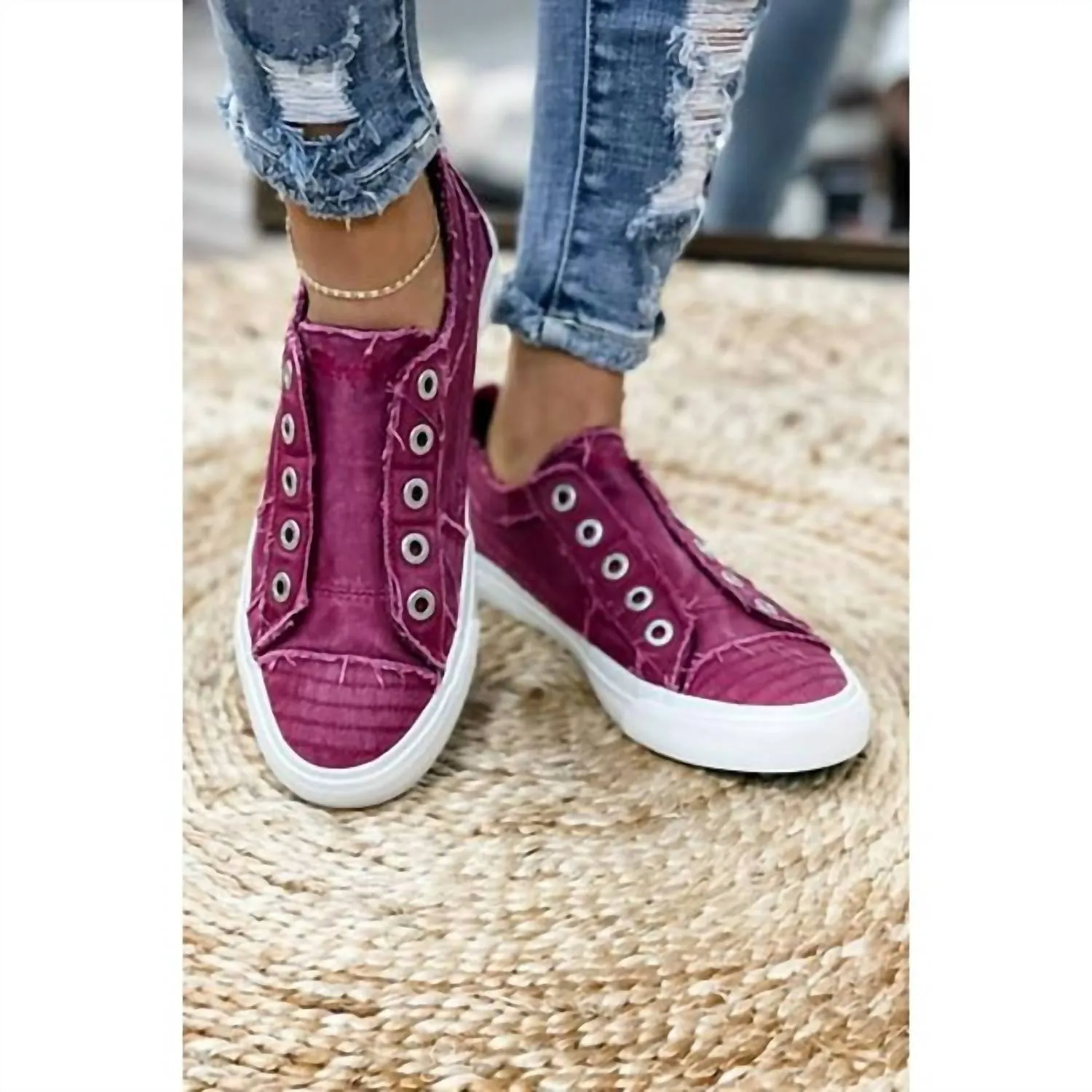 Slip On Comfort Canvas Sneaker In Desert Pepper Smoked