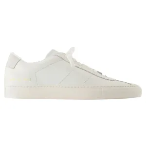 Tennis Classic Sneakers - COMMON PROJECTS - Leather - White
