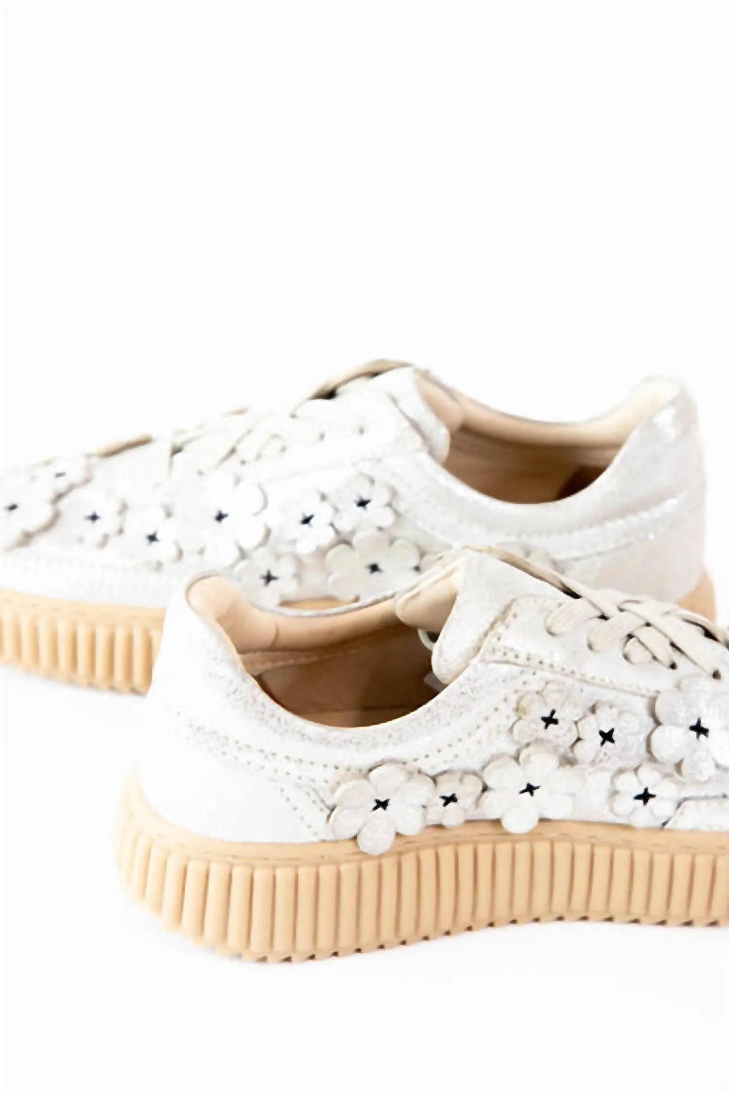 Wallflower Wimberly Sneakers In Arctic Fox Leather
