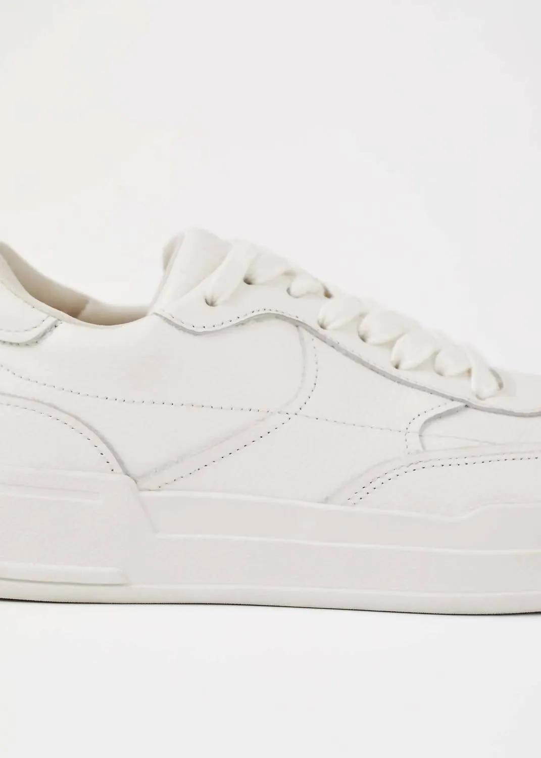 Women Selena Sneaker In White