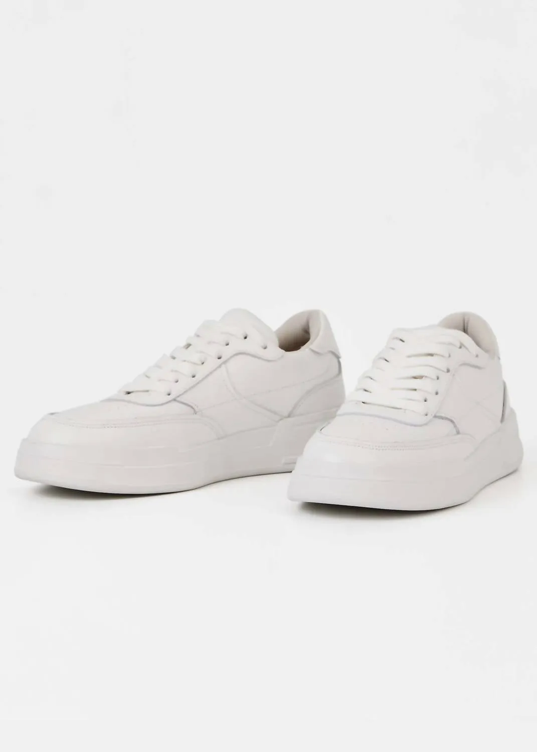 Women Selena Sneaker In White