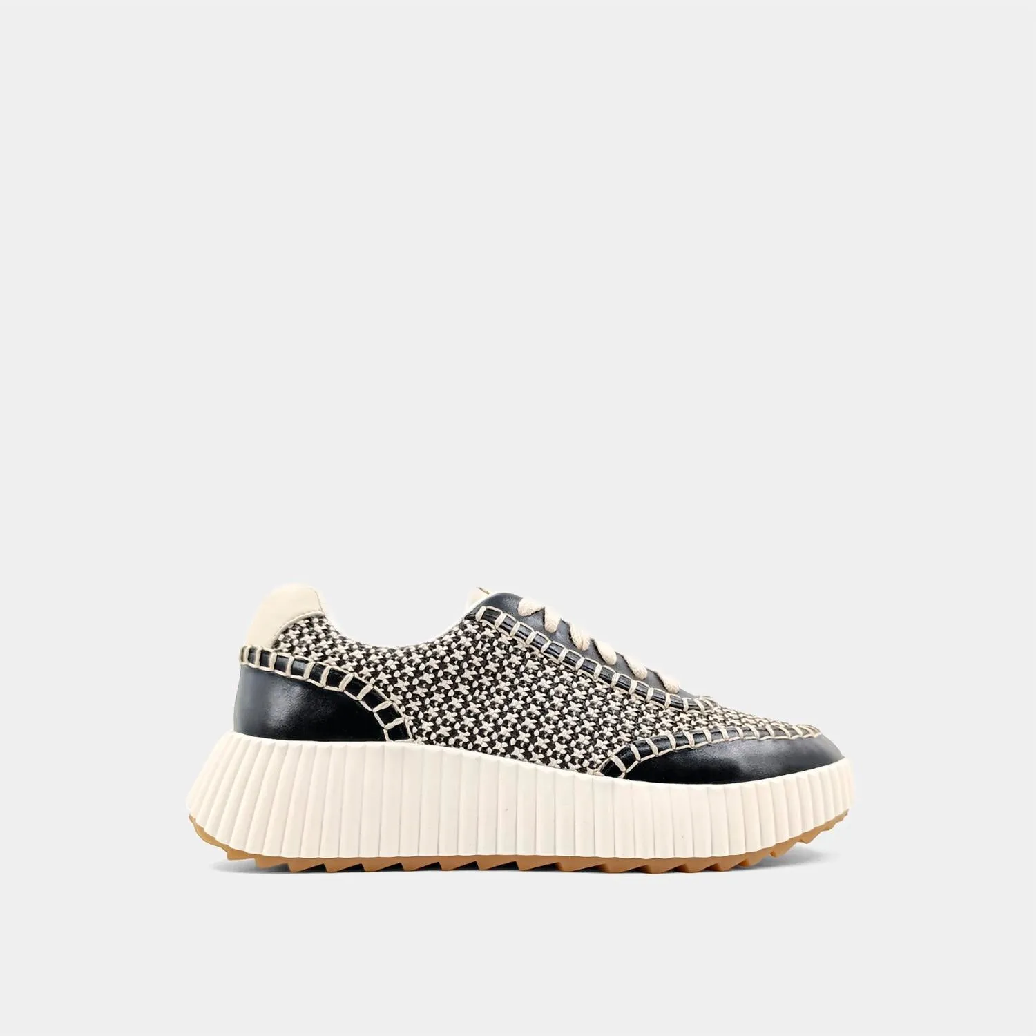 Women Selina Sneakers In Black