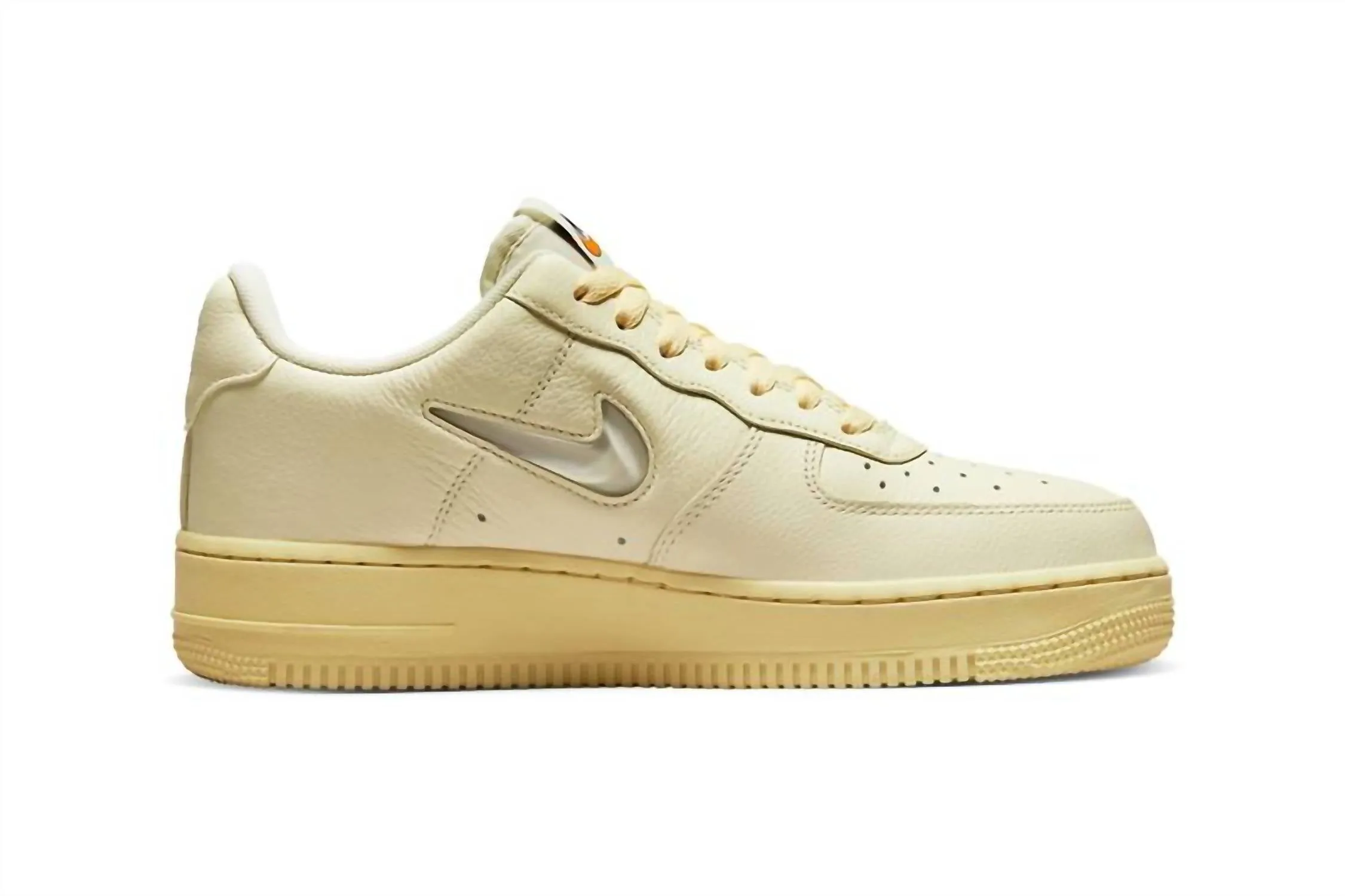 Women's Air Force 1 '07 Lx Sneakers In Coconut Milk / Light Bone