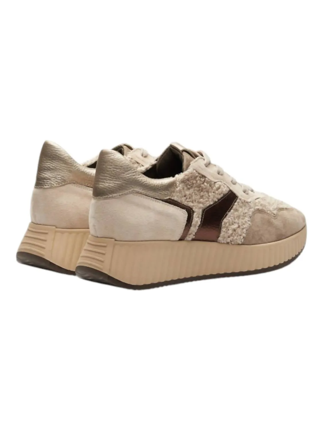 Women's Akeria Sneaker In Creme