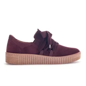 Women's Ashley Bow Sneaker In Merlot