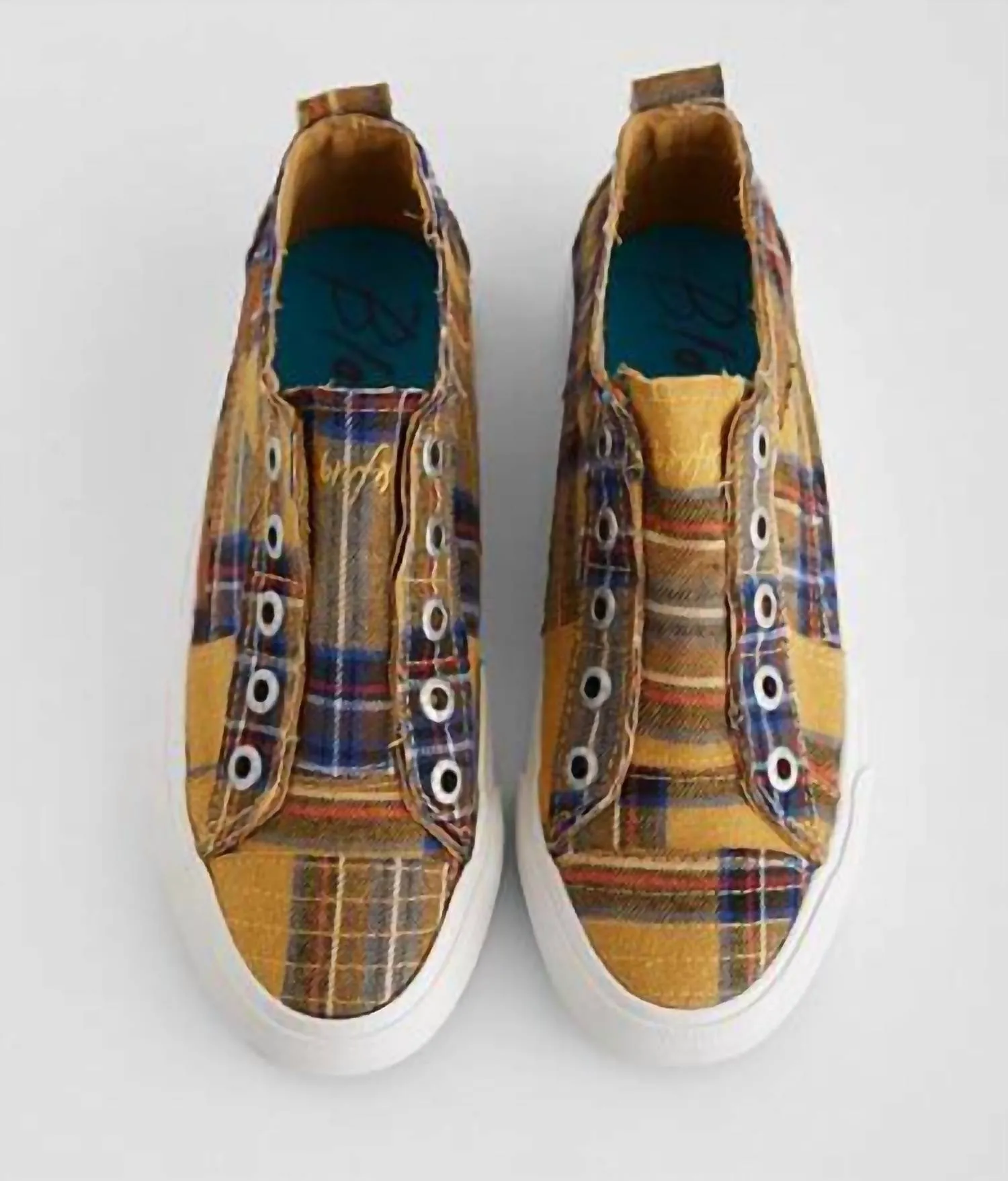 Women's Campus Canvas Sneaker In Mustard