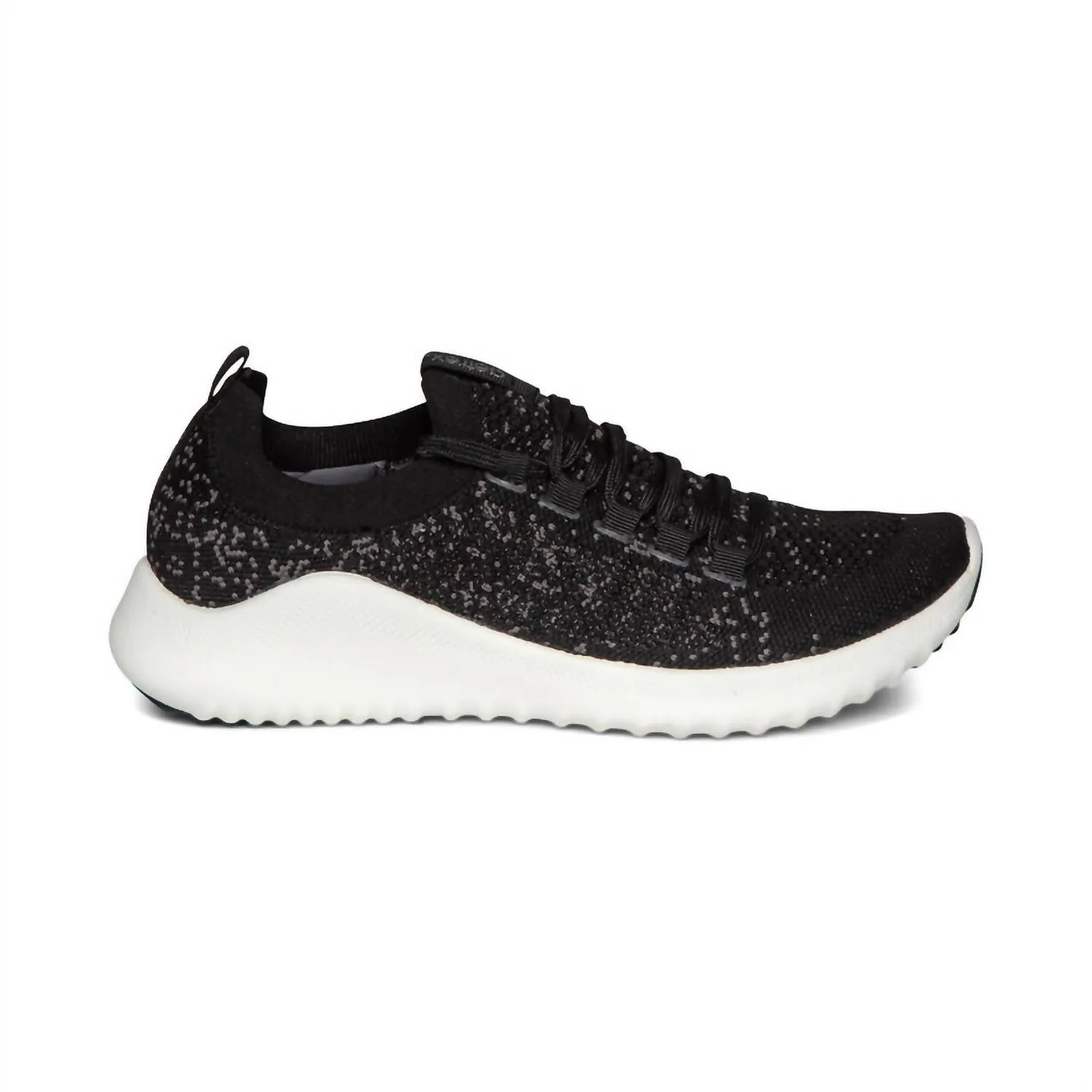 Women's Carly Arch Support Sneakers In Black