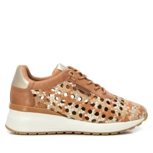 Women's Carmela Sneakers In Camel