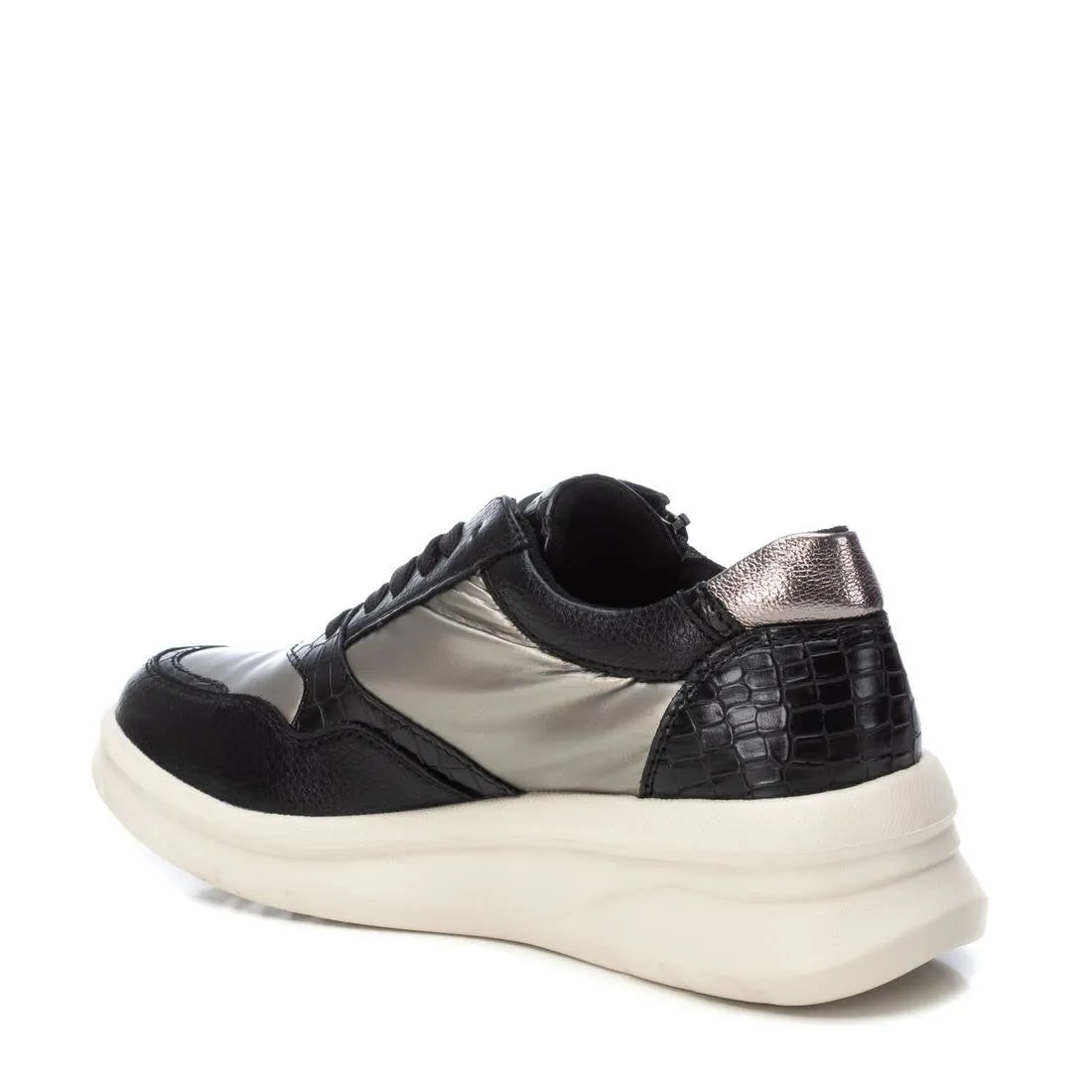 Women's Casual Sneakers By XTI