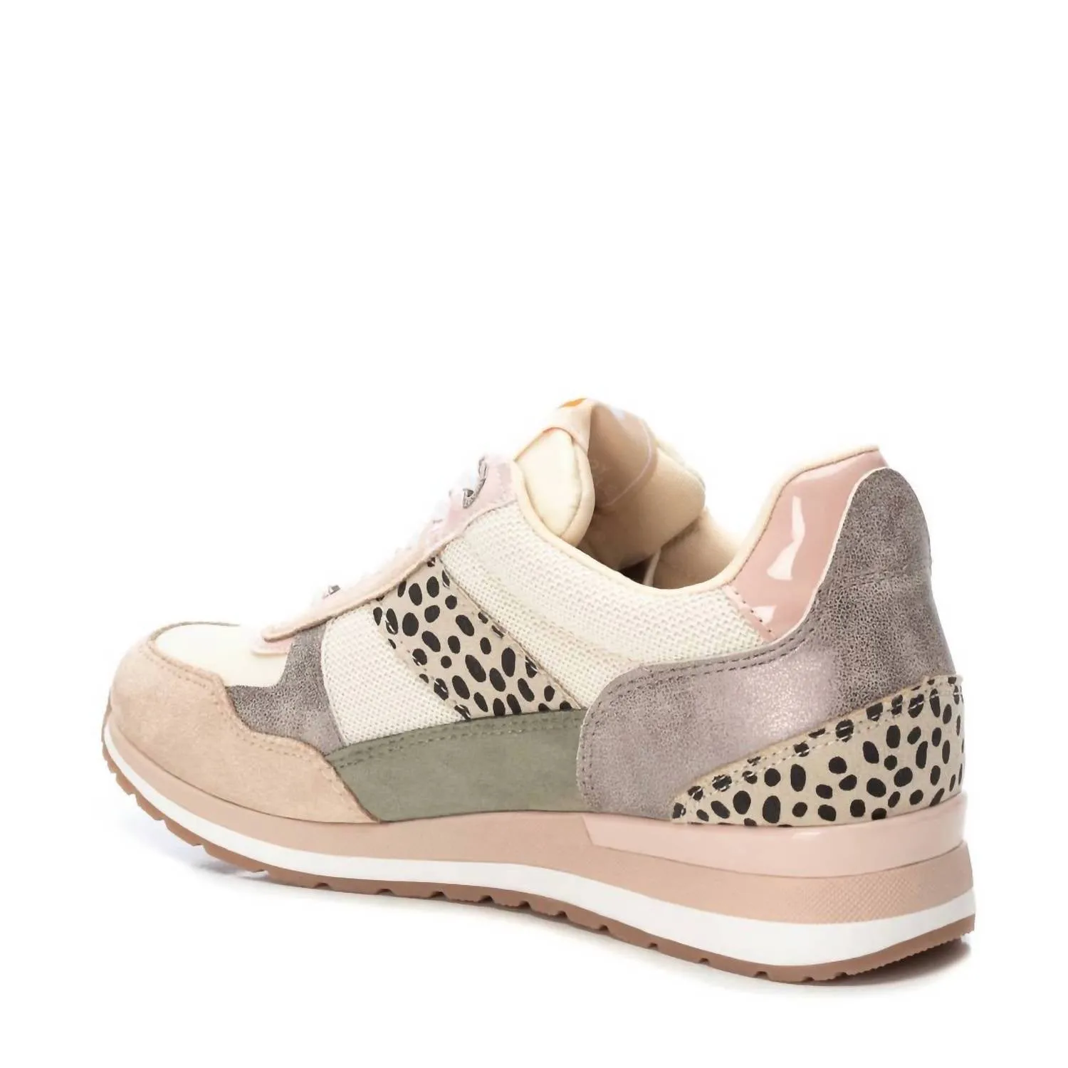 Women's Casual Sneakers In Beige