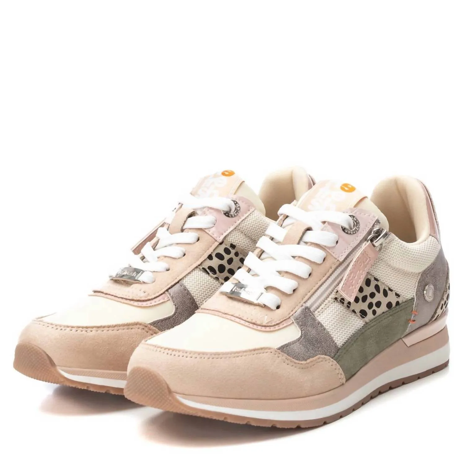 Women's Casual Sneakers In Beige