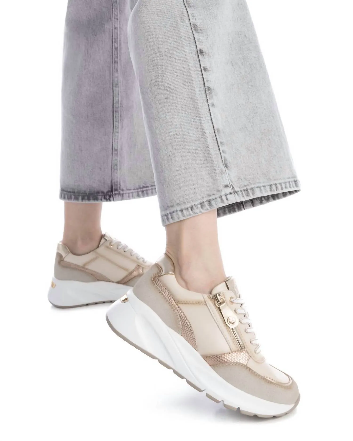 Women's Casual Sneakers In Beige