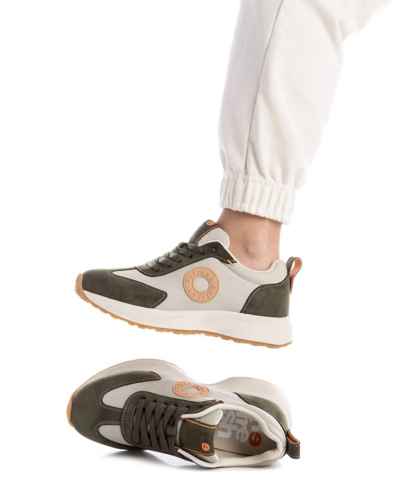 Women's Casual Sneakers In Khaki