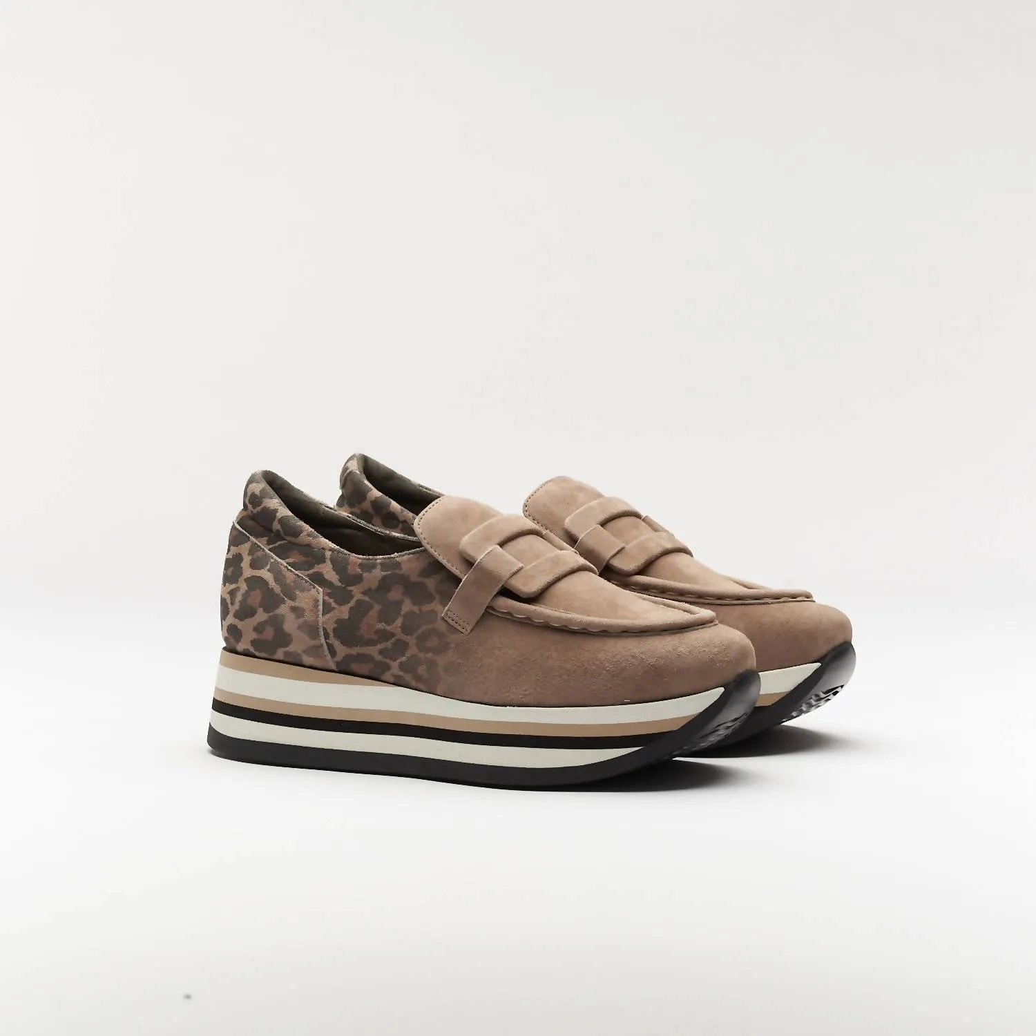 Women's Catriel Sneaker In Taupe/jaquar