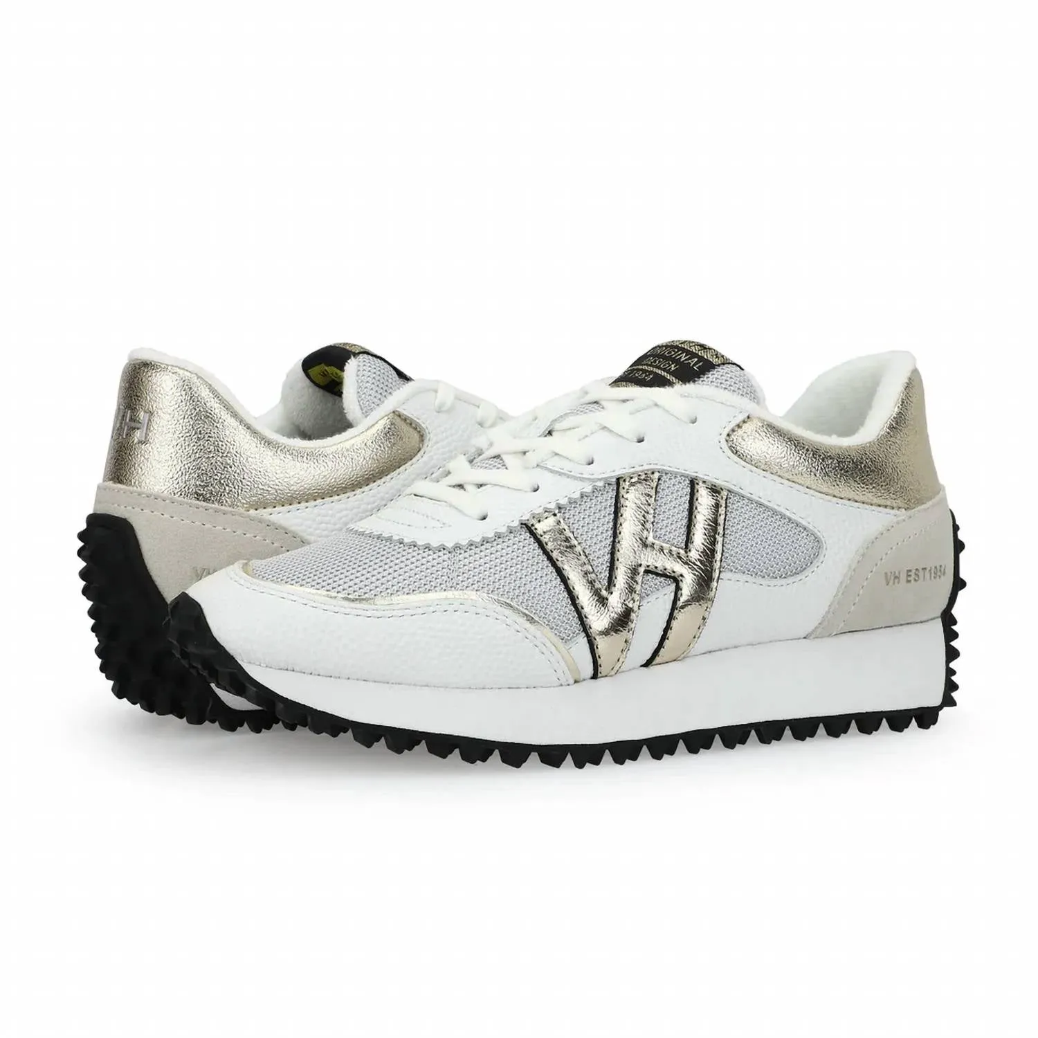 Women's Cosmic 8 Sneakers In White