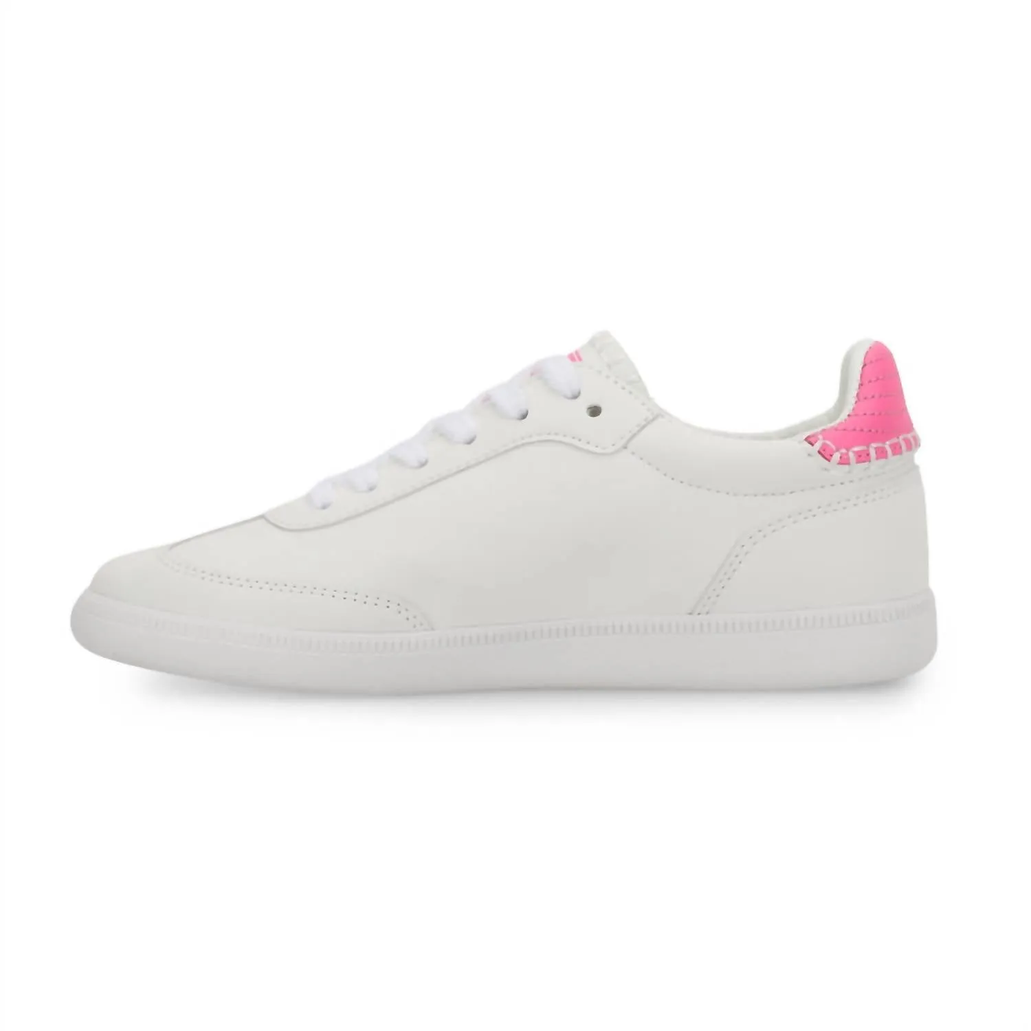 Women's Crisp 4 Sneaker In White/pink