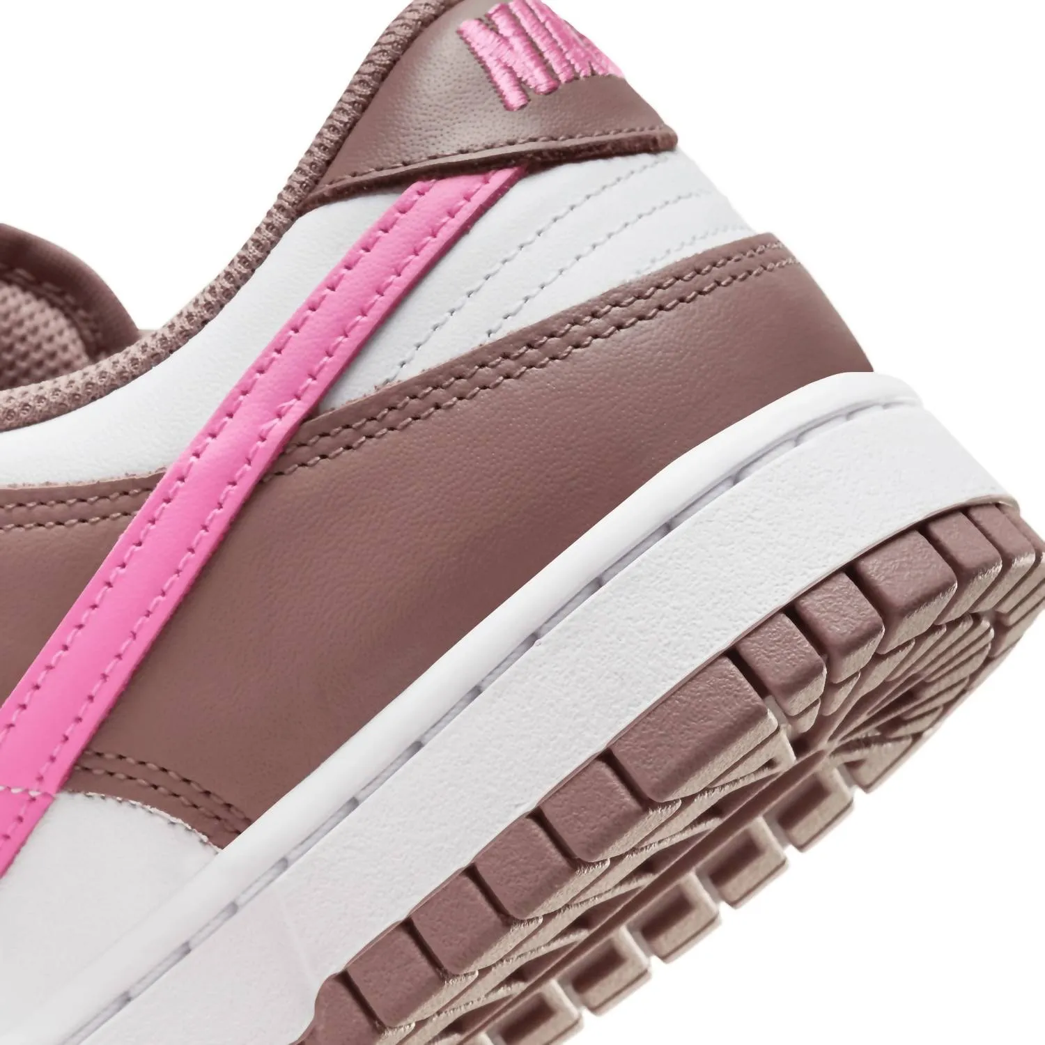 Women's Dunk Low Sneaker In Smokey Mauve Pink