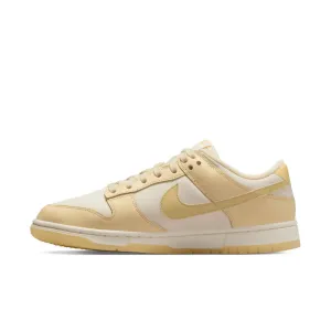 Women's Dunk Low Sneakers In Muslin Team Gold