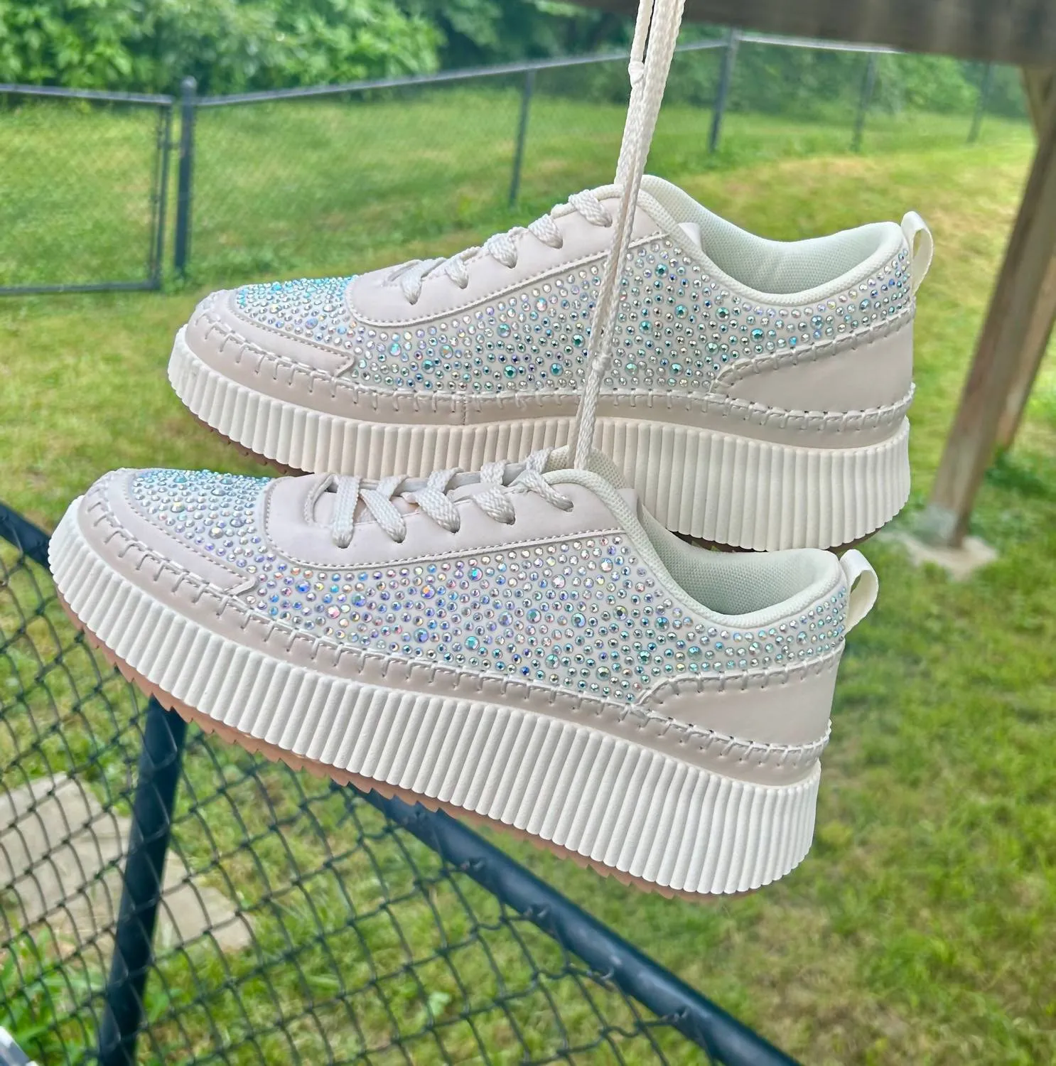 Women's Everyday Rhinestone Sneakers In White