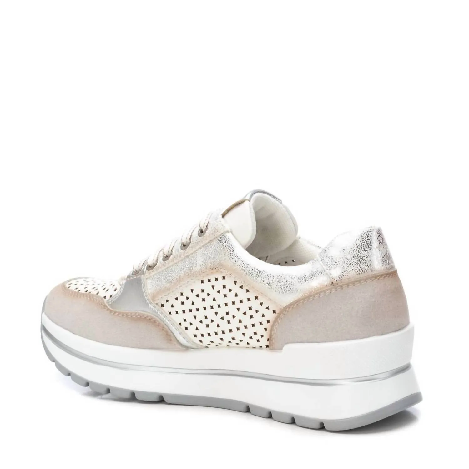 Women's Fashion Sneakers In White