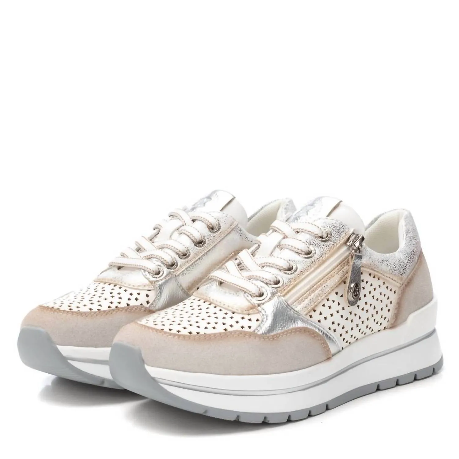 Women's Fashion Sneakers In White