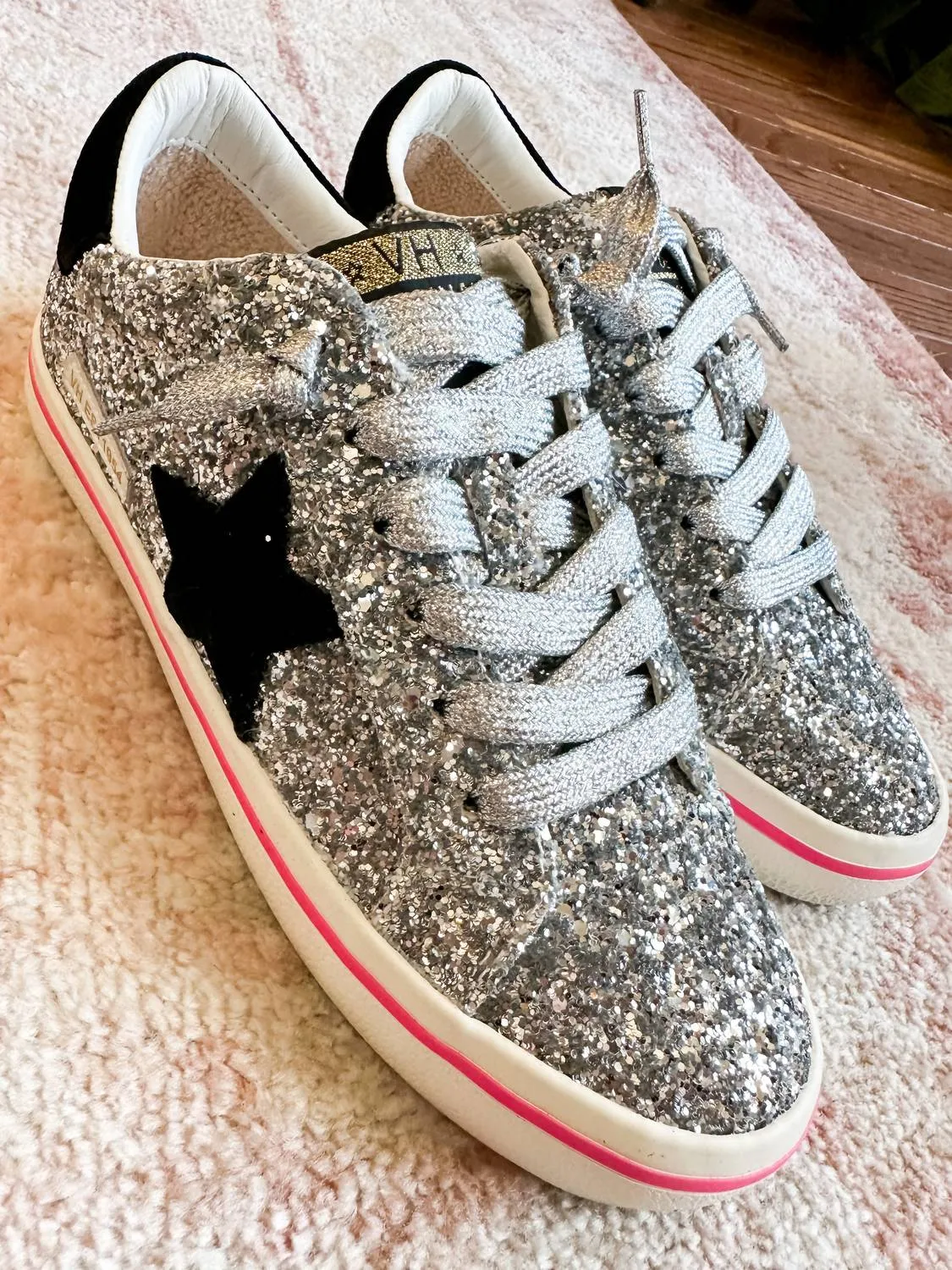 Women's Flair 6 Star Sneakers In Silver Glitter Multi