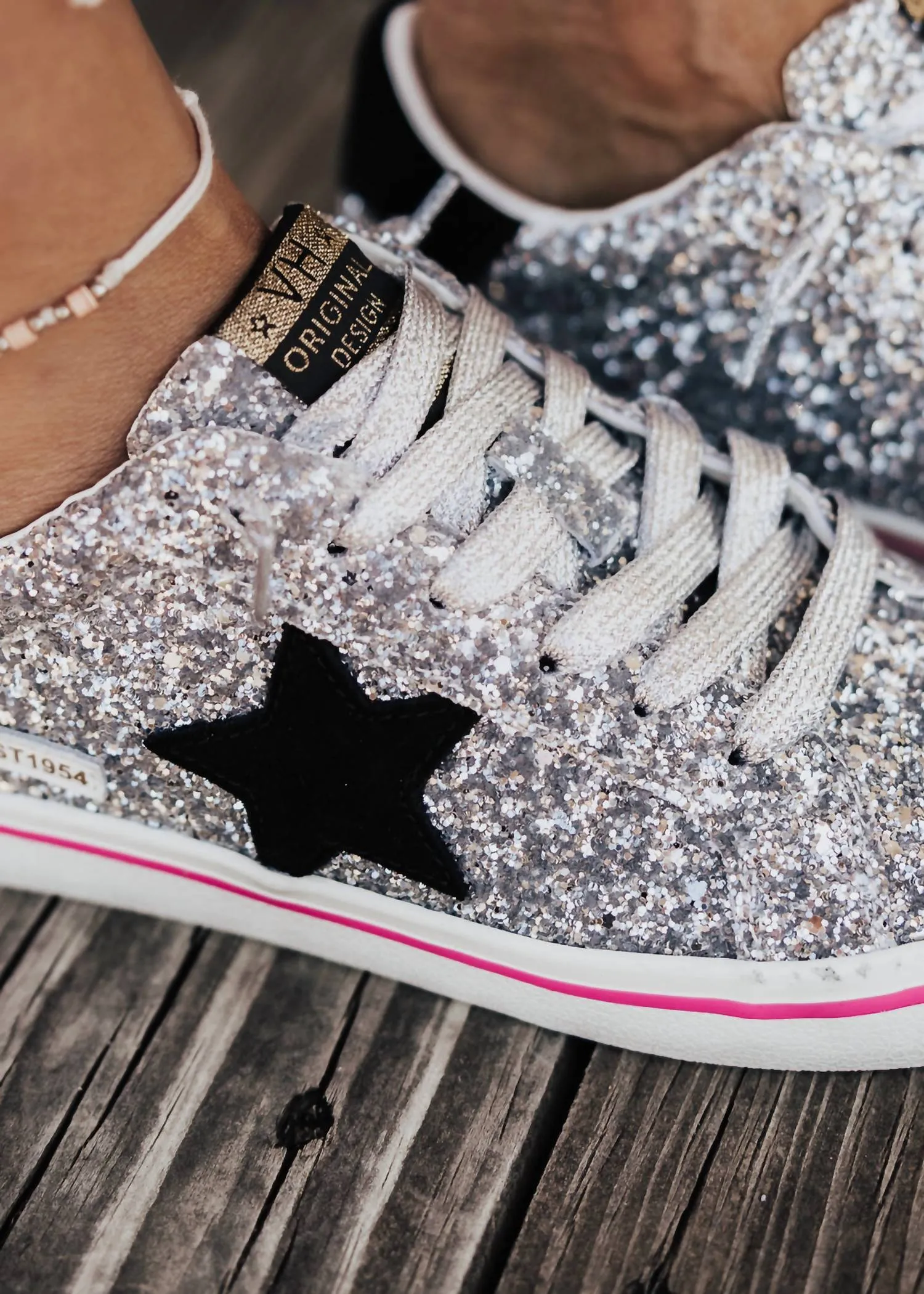 Women's Flair 6 Star Sneakers In Silver Glitter Multi