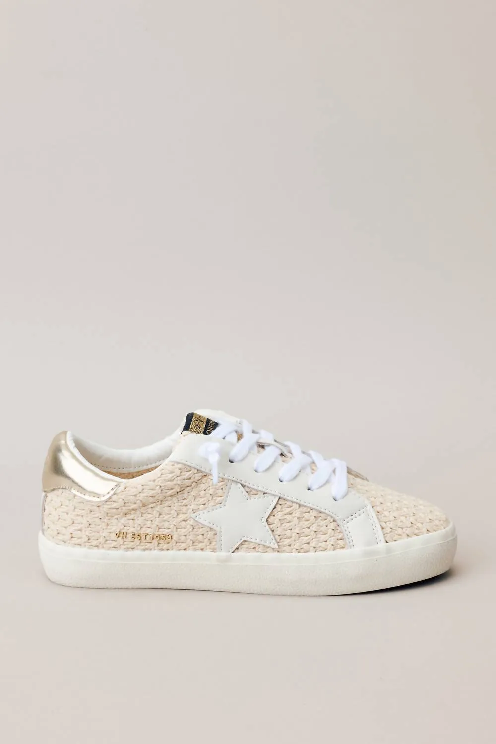 Women's Flair Sneakers In Light Natural Crochet