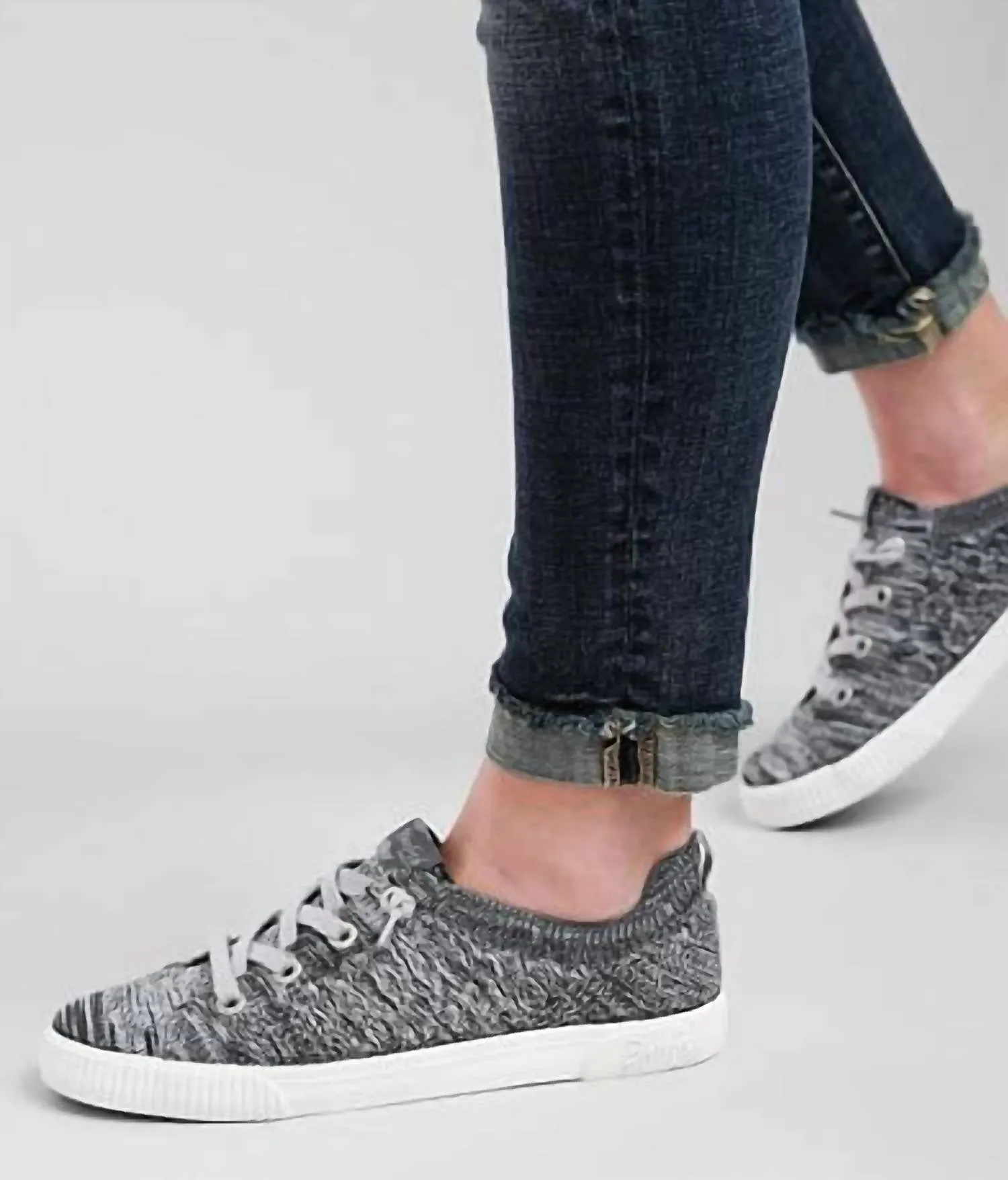 Women's Free Spirit Sneakers In Heathered Gray