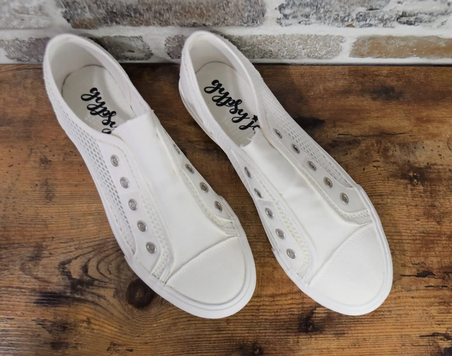 Women's Gypsy Jazz Mesh It Fashion Sneakers In White