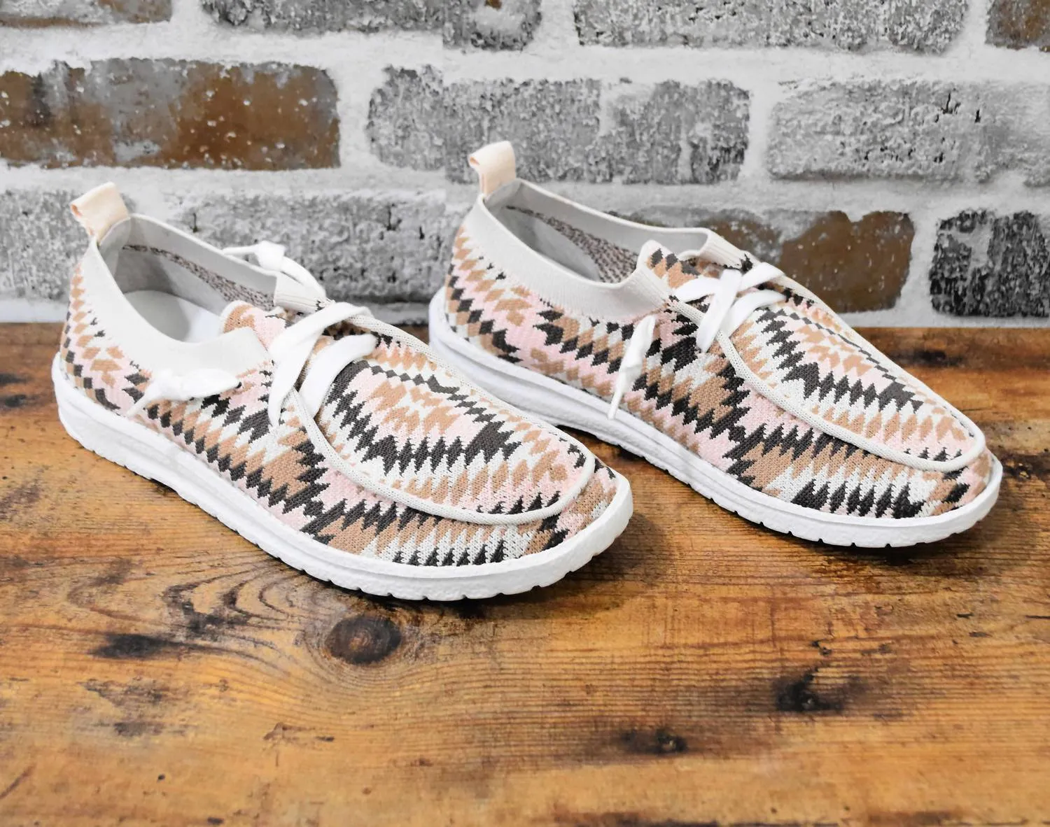 Women's Gypsy Jazz Pep Fashion Sneakers In Cream Blush