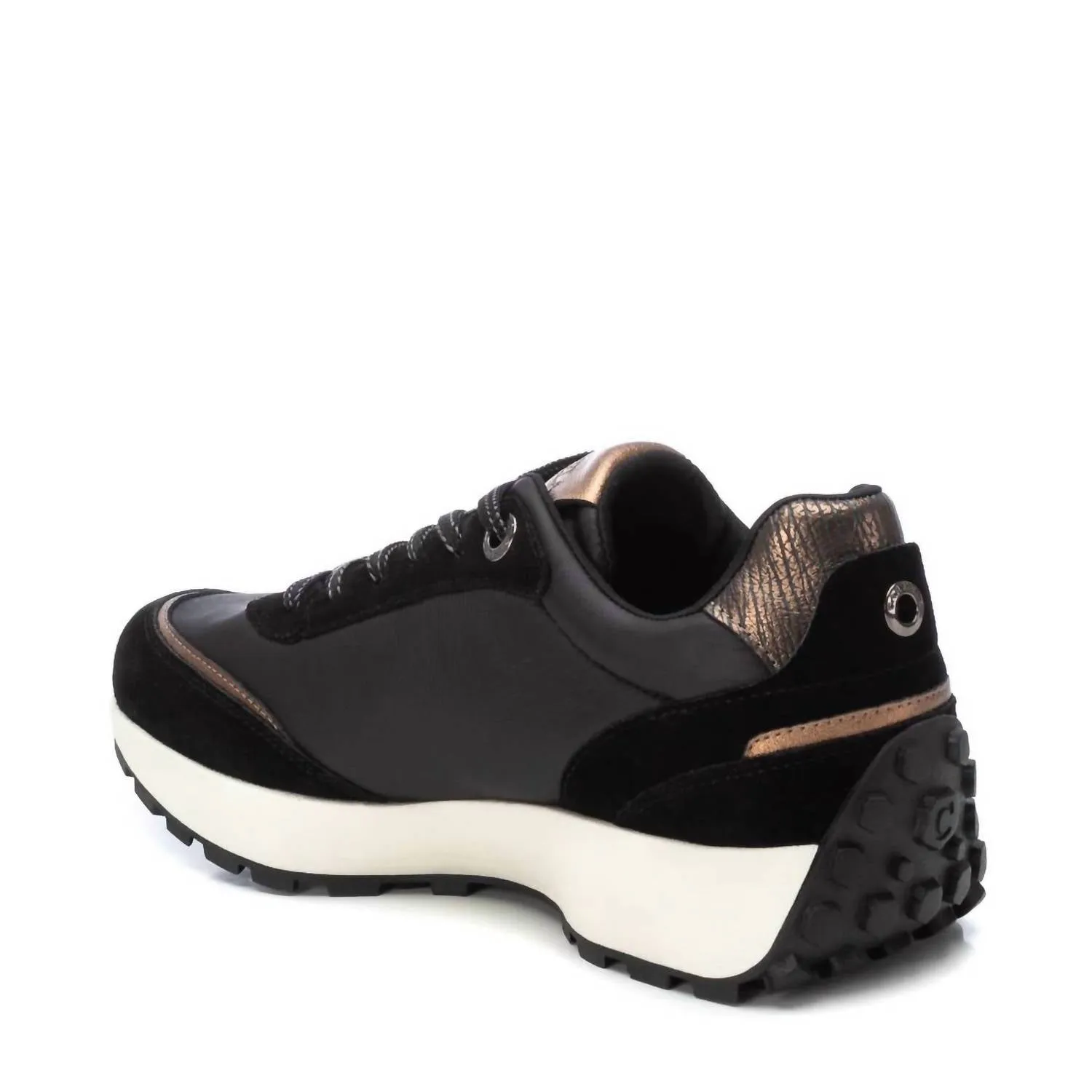 Women's Leather Casual Sneakers In Black
