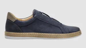 Women's Lifestyle Slip-On Leather Sneakers In Navy