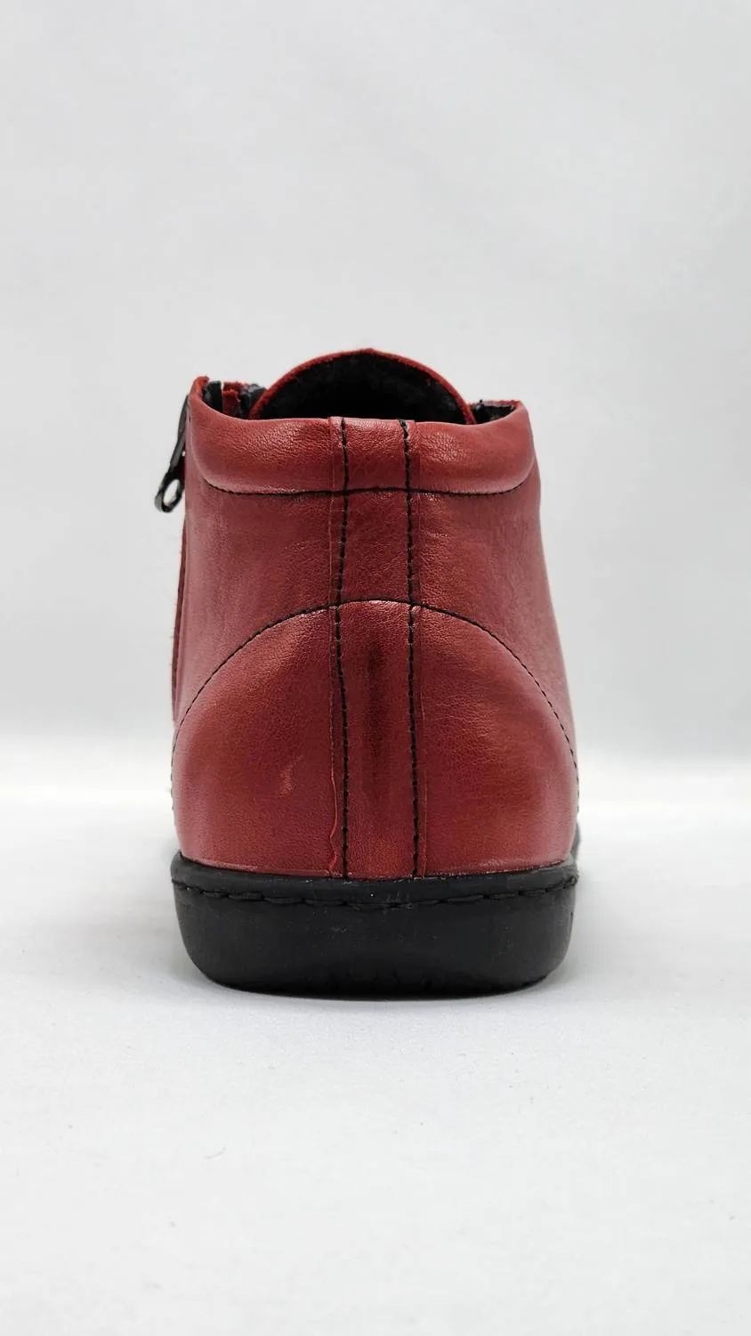 Women's Medical-Sole Fur-Lined Zip-Up Leather Boots In Red