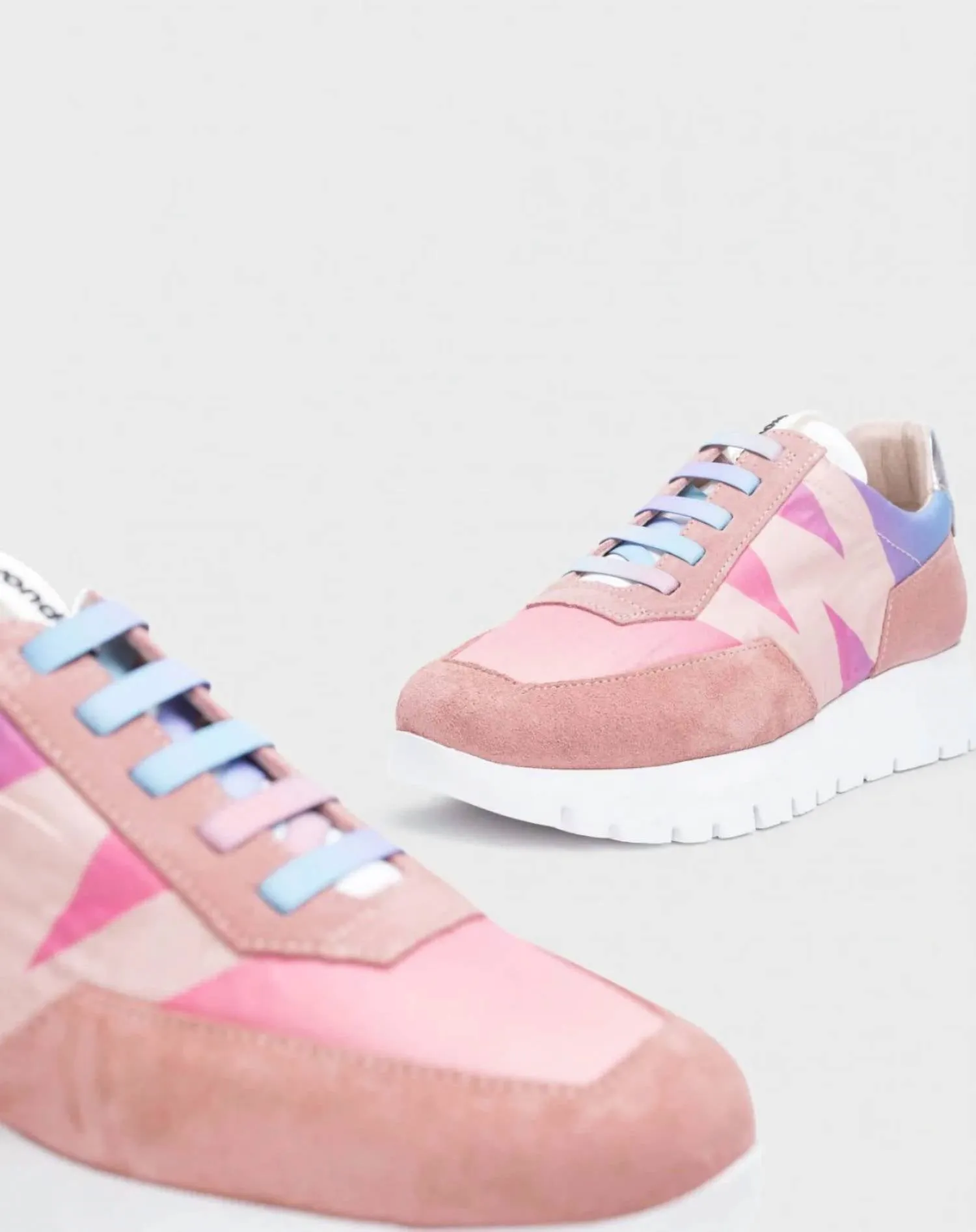 Women's Odisei Sneaker In Rosa/rosa/blanco