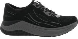 Women's Pace Walking Sneakers In Black/grey Mesh