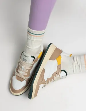 Women's Phoenix Sneaker In Oak Multi