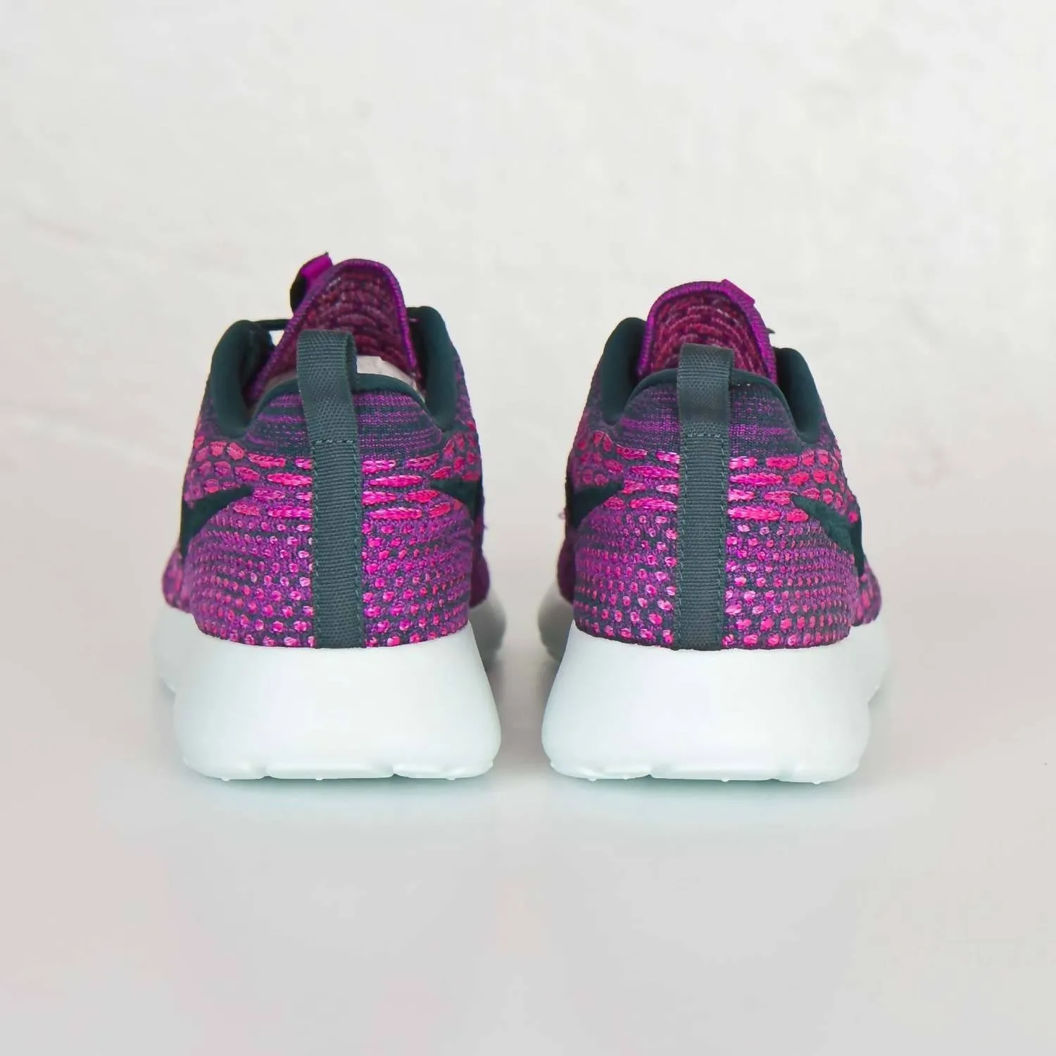 Women's Roshe One Flyknit Shoes In Dark Atomic Teal/dark Atomic Teal-Vivid Purple